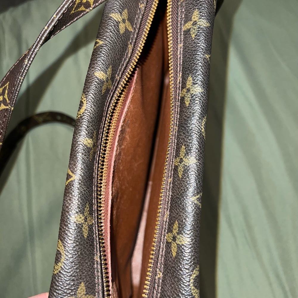 Vintage Louis Vuitton Brown Monogram Bag - Picture 4 of 5